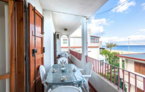 Cozy Apartment In Messina With House Sea View